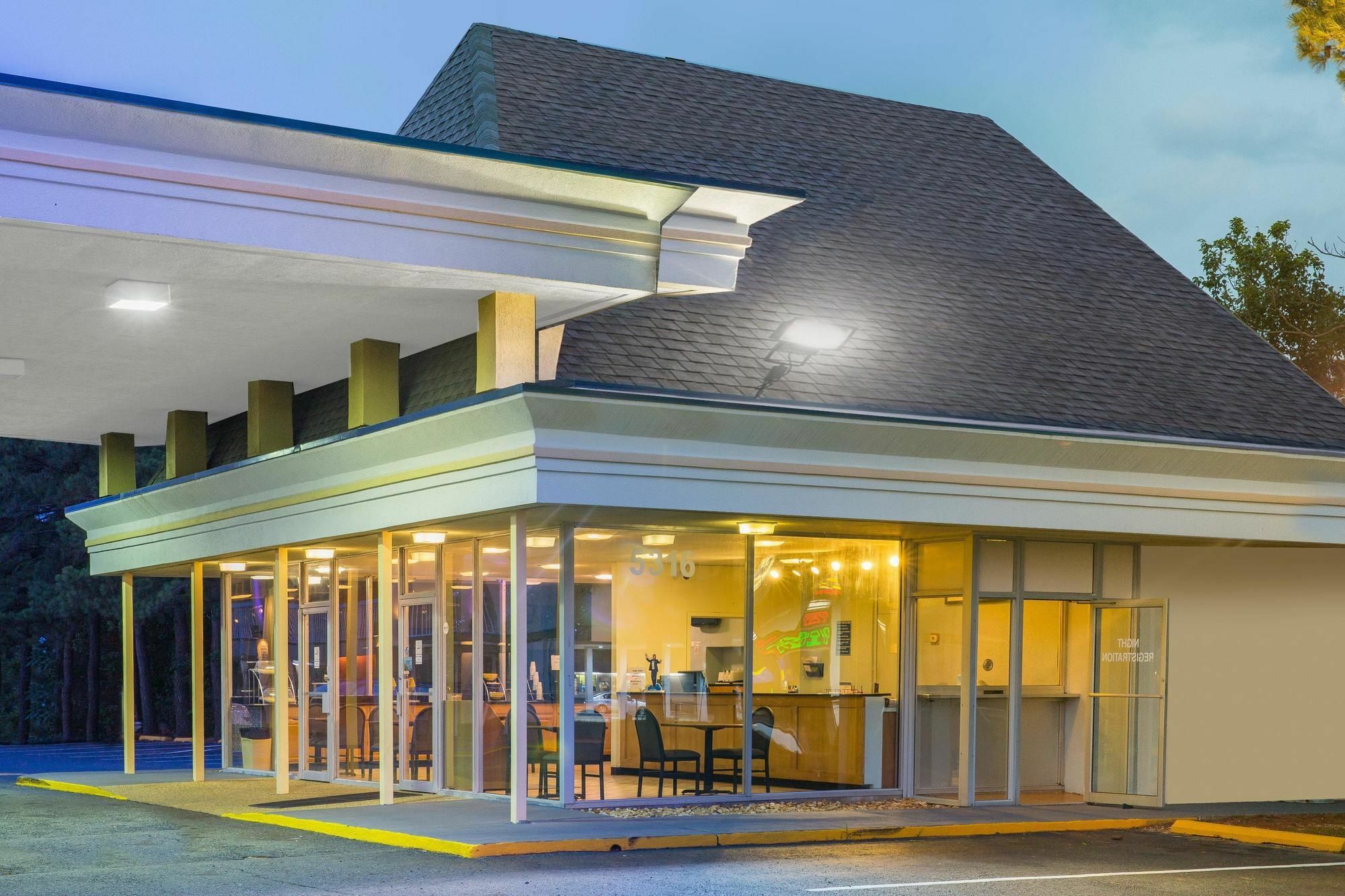 Garden Inn Fredricksburg South Fredericksburg Ngoại thất bức ảnh