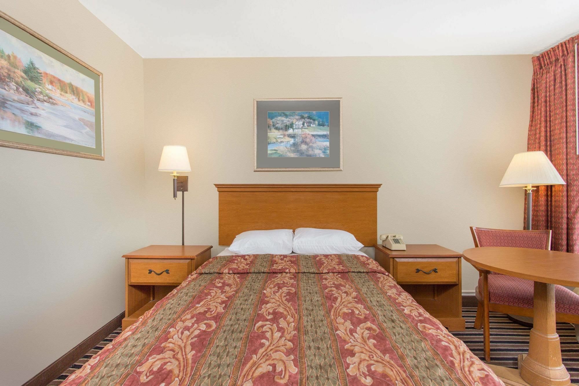 Garden Inn Fredricksburg South Fredericksburg Ngoại thất bức ảnh
